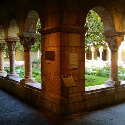 guided tour of the cloisters museum new york